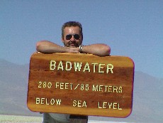 ANKLICKEN: Harry in/bei Badwater