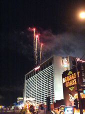 ANKLICKEN: Der Strip am New Year Eve