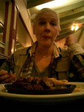 Anita beim Sizzlers