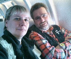 Anita & Hartmuth auf dem City-Hopper-Flug Kln - London
