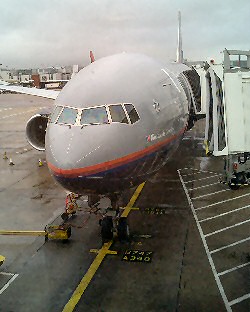 Die 737 steht zum weiteren Flug bereit