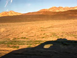 ANKLICKEN: Fliegende Landschaften