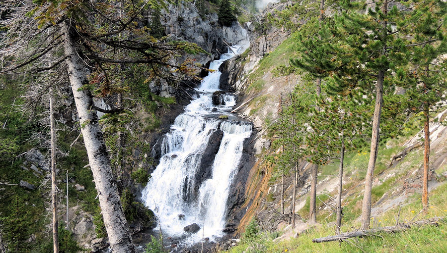 Mystic Falls - Wassefall im Yellowstone