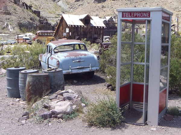 Nelson_Ghosttown_Telefonzelle