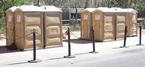 Tag13_Zion_ScenicDrive, Mobile Toiletten