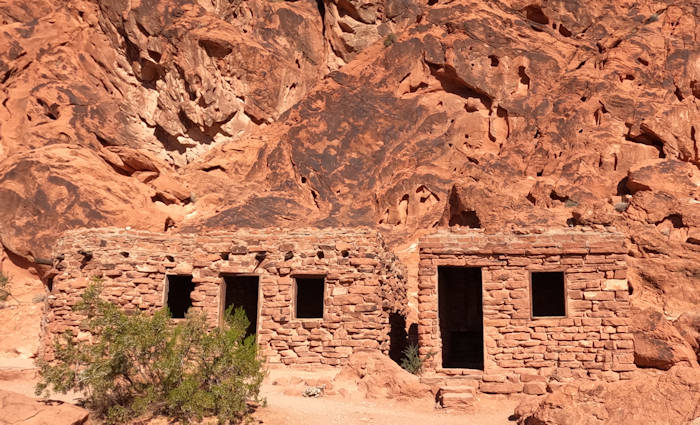 Tag18_Valley of Fire_Historic Cabins