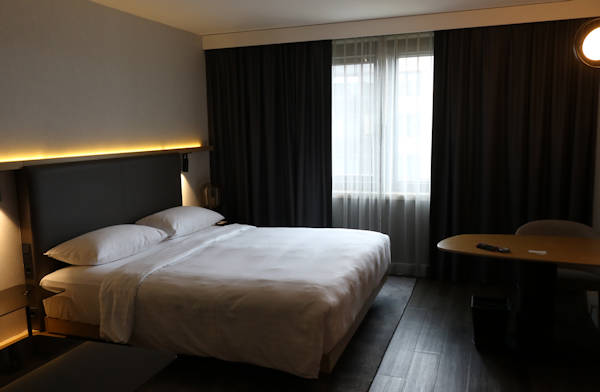 Tag24_Mariott_Club-Zimmer