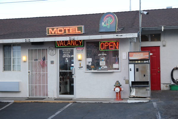 Route 66 Motel bei Tag