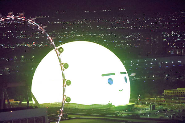 2025-04-15 Las Vegas The Sphere_bei Nacht_Smiley