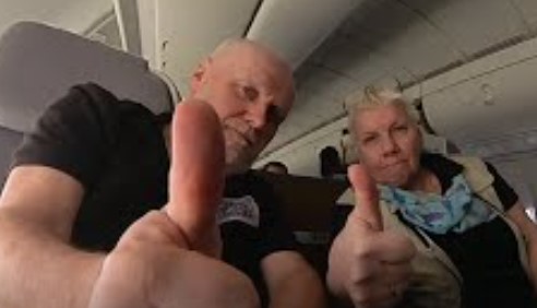 Anita und Hartmuth in der Business Class